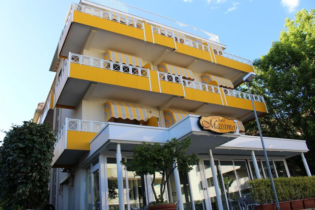 Hotel Massimo Riccione Exterior photo