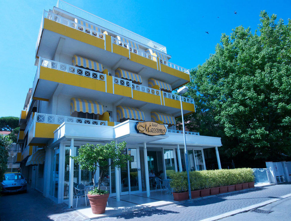 Hotel Massimo Riccione Exterior photo